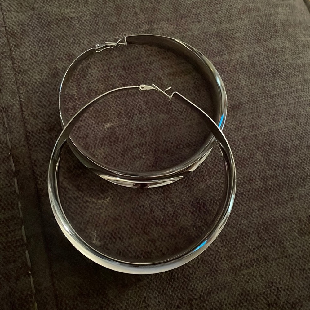 Silver glamour hoop earrings